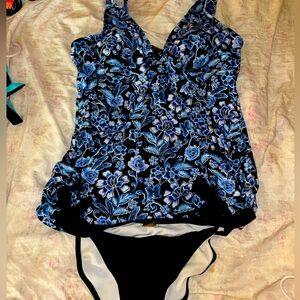 Maternity Swimsuit size Large!